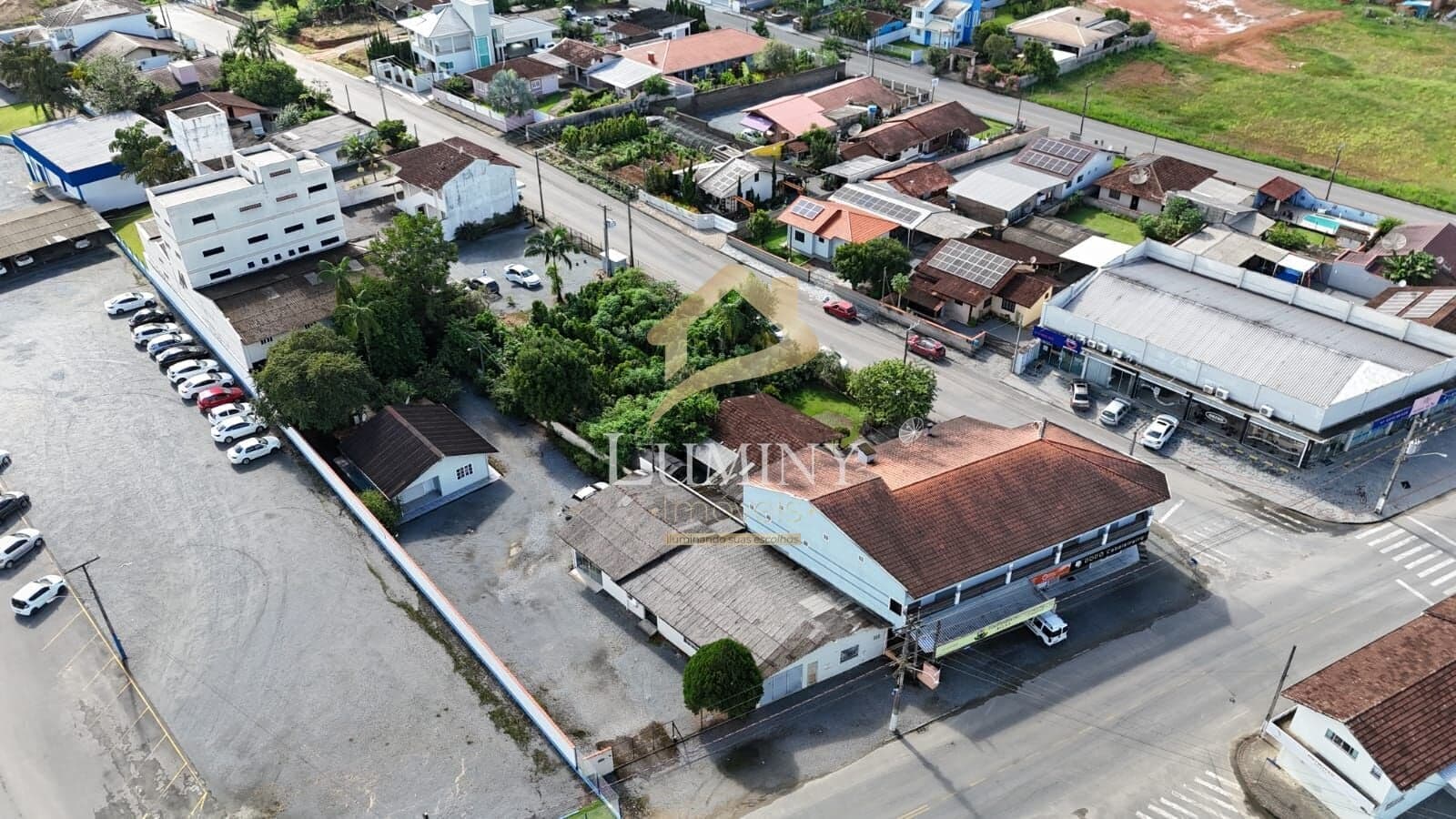 Pavilhão/Galpão Industrial no centro de Schroeder