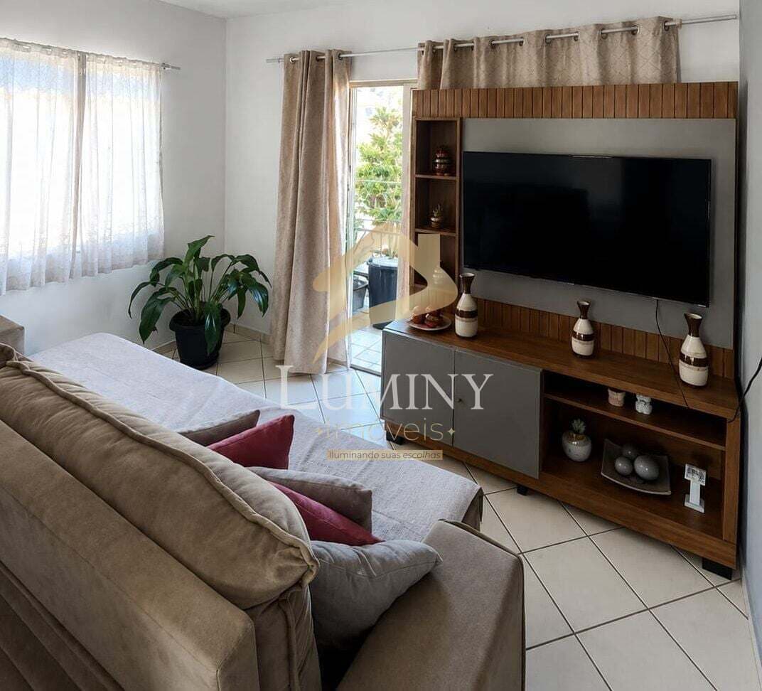 Casa Padrão no bairro Tifa Martins
