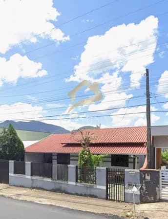 Casa Padrão no bairro Vila lenzi