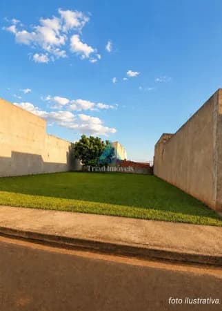 Terreno no bairro Terrazul SM