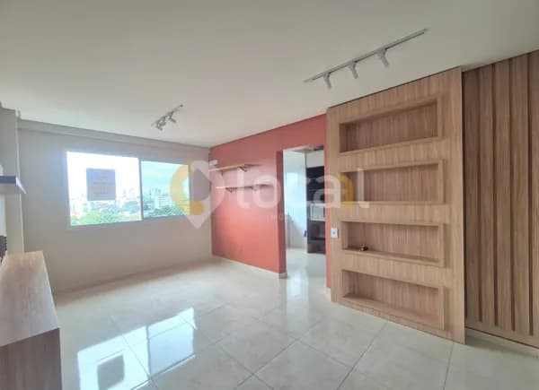Apartamento Padrão com 02 dormitorios e garagem