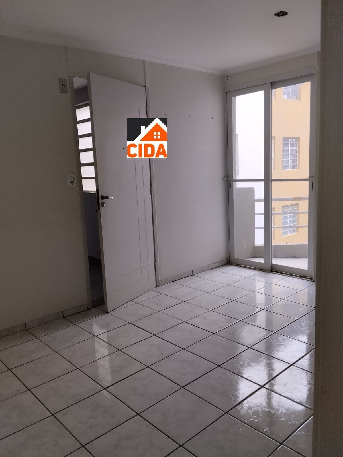 Apartamento para alugar no bairro Cond. Jardim Nazareth - Mogi Mirim/SP