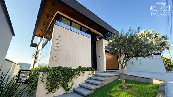 Casa Alto Padrão em Pedra Branca, Palhoça/SC