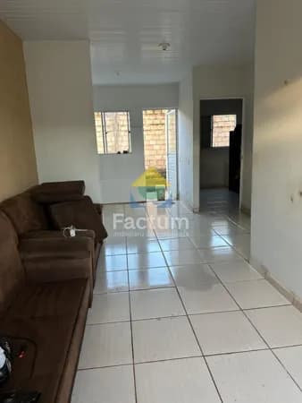Casa em Uberlândia - Loteamento Residencial Pequis