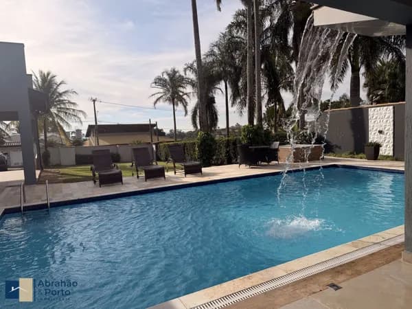 Chácara de alto padrão no Terras do Itaici – Porteira fechada, moderna e impecável