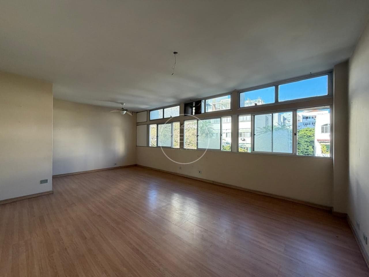 APARTAMENTO com 2 DORMITÓRIOS e 117m² em IPANEMA - RIO DE JANEIRO, RJ