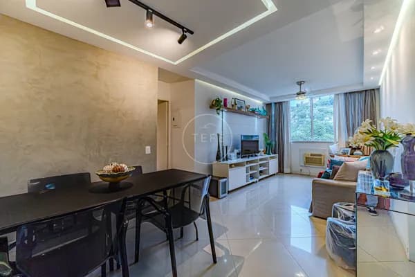 APARTAMENTO com 3 DORMITÓRIOS e 80m² no RESIDENCIAL 3 TORRES em LARANJEIRAS - RIO DE JANEIRO, RJ