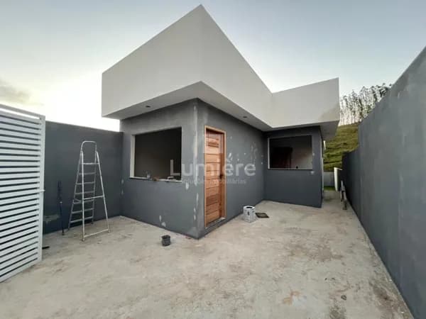 Casa 2 Quartos com Suíte no Bairro de Fátima, Barra do Piraí - RJ