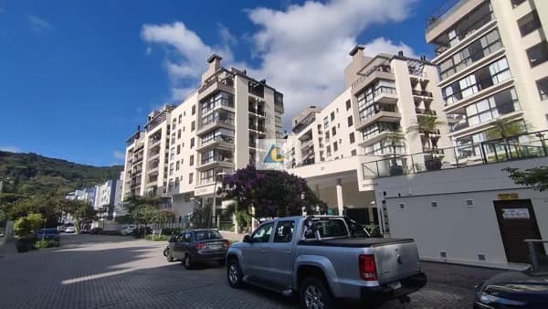 Apartamento Alto Padrão em Córrego Grande, Florianópolis/SC