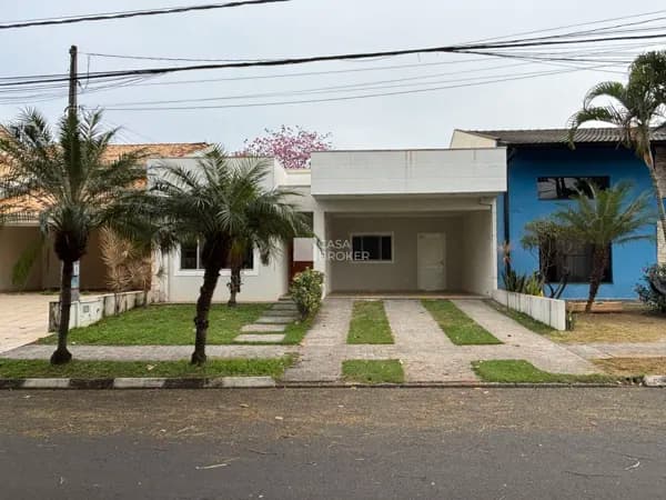 Casa térrea com 3 suítes em Paulínia