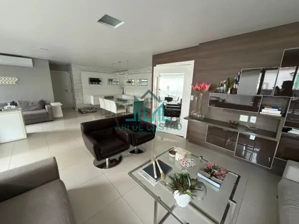 Apartamento Mobiliado, 157m² com 3 Suítes e Varanda Integrada, 3 Vagas à venda na Praia de Ponta Verde - Maceió Alagoas