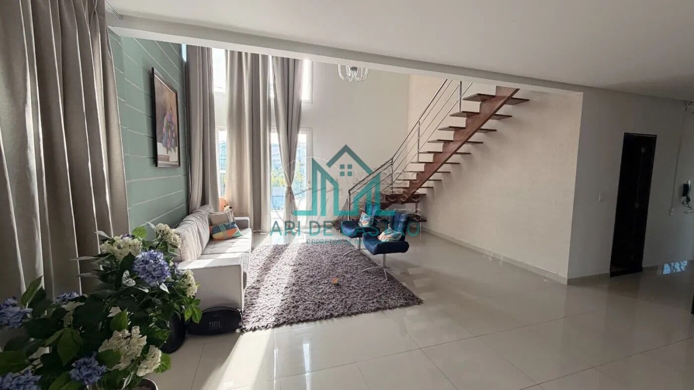Casa Duplex com 5 Quartos, Piscina, 362m², com Área Gourmet, 6 Vagas à Venda na Barra de São Miguel - Alagoas