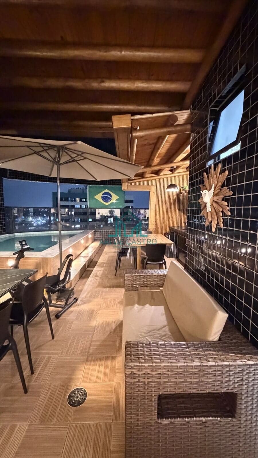 Apartamento Cobertura com 4 Suítes, 225m² e Piscina Privativa à venda na Gruta de Lourdes em Maceió Alagoas