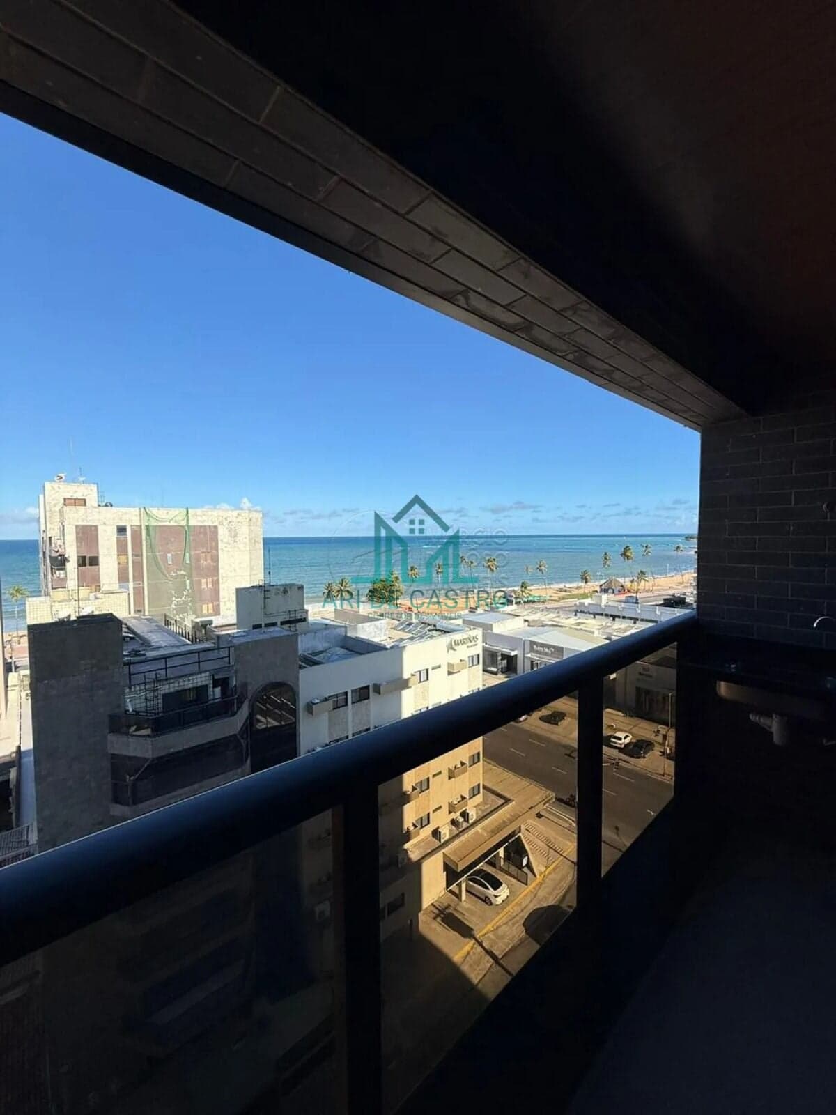 Apartamento a Venda 39m², Quarto e Sala com Varanda Vista mar da Praia de Jatiúca em Maceió - Alagoas