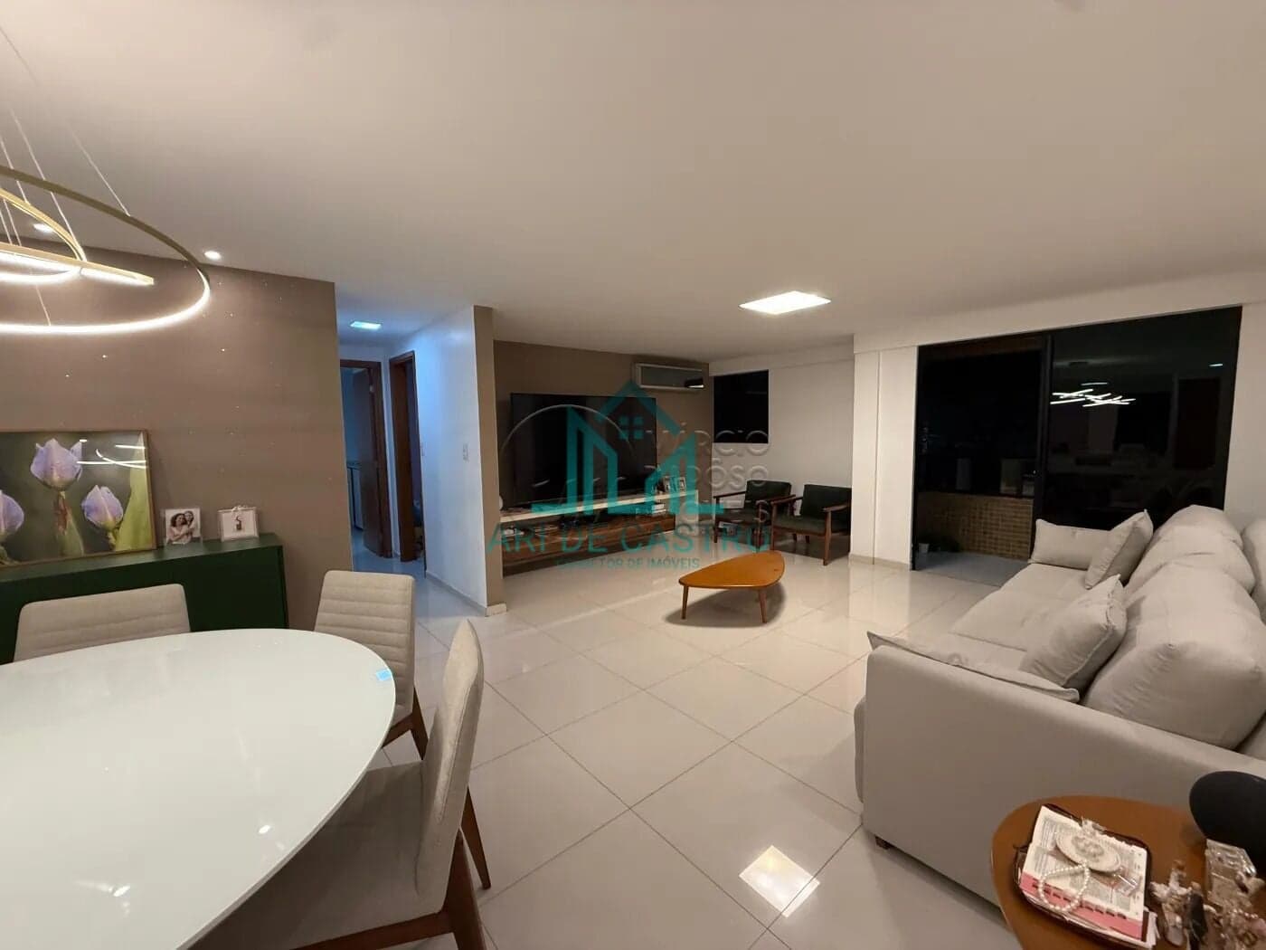 Apartamento Lindo com 2 Quartos, 98m², Varanda, Dependência à venda na Jatiúca em Maceió Alagoas
