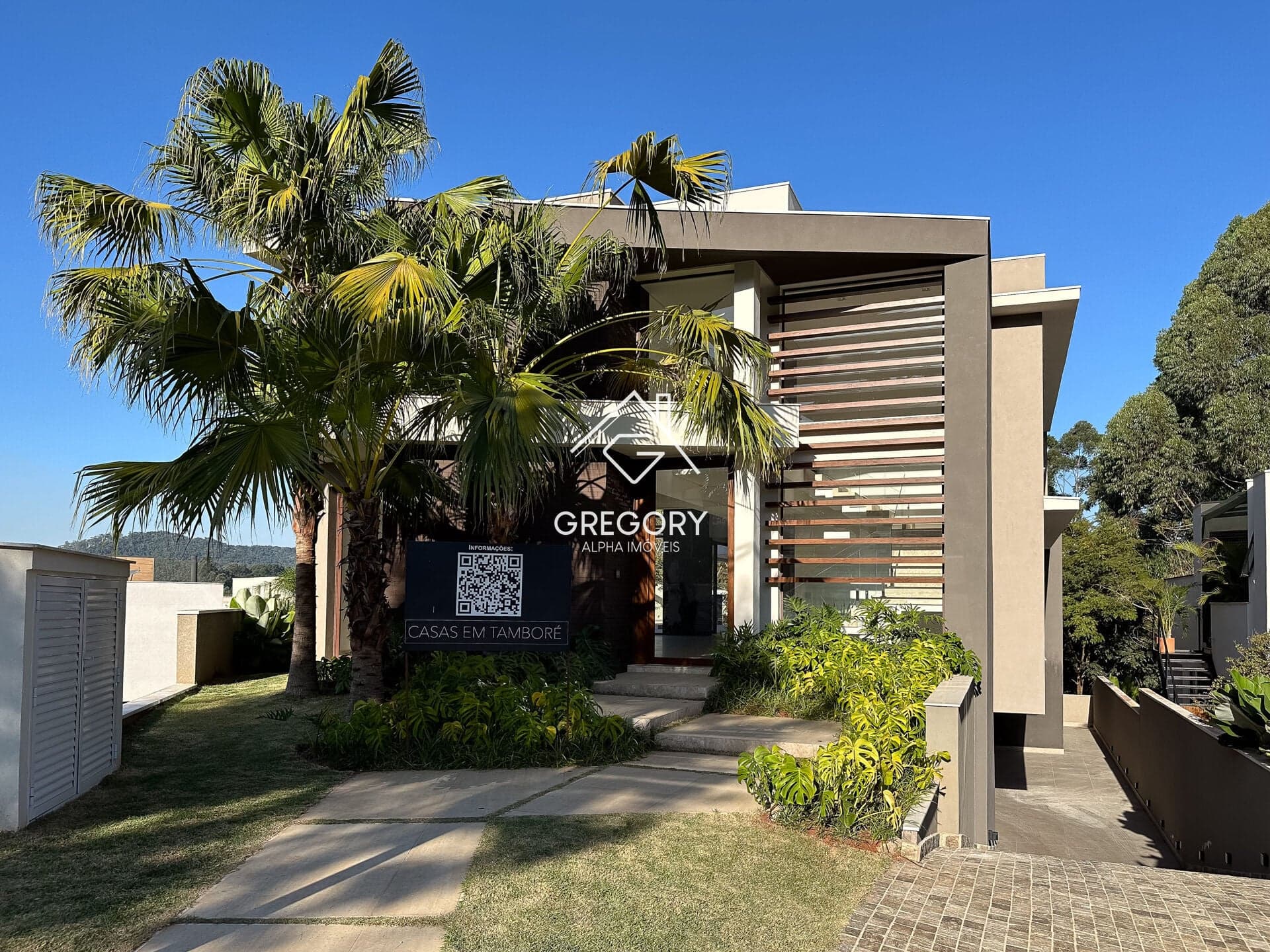 CASA EM CONDOMÍNIO TAMBORÉ 11
