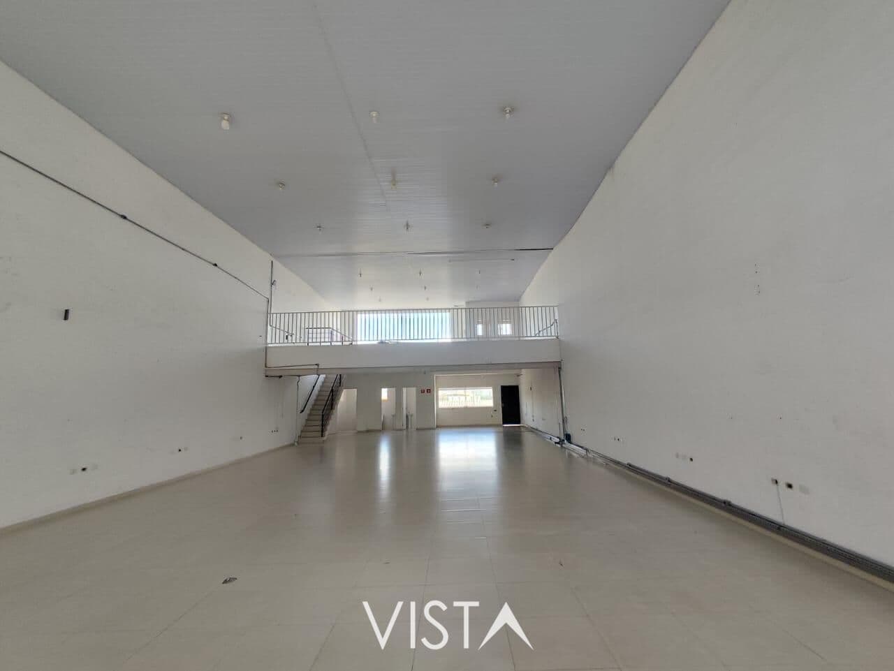 Prédio Comercial na região do Ipiranga com 568m² 5 Vagas Subterraneas e vão livre