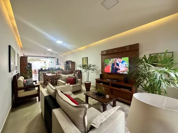 Casa em Passos - Parque das Aroeiras