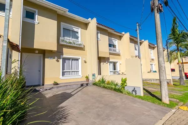 Sobrado em Condomínio Sobrado 3 dormitórios - Cond. Villa di Ravenna em Cachoeirinha.