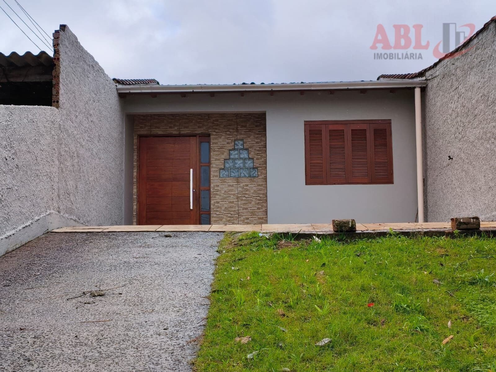 Casa com terreno grande