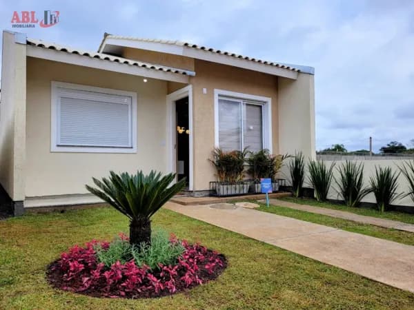 Casa 02 dormitórios Vilaggio Blu