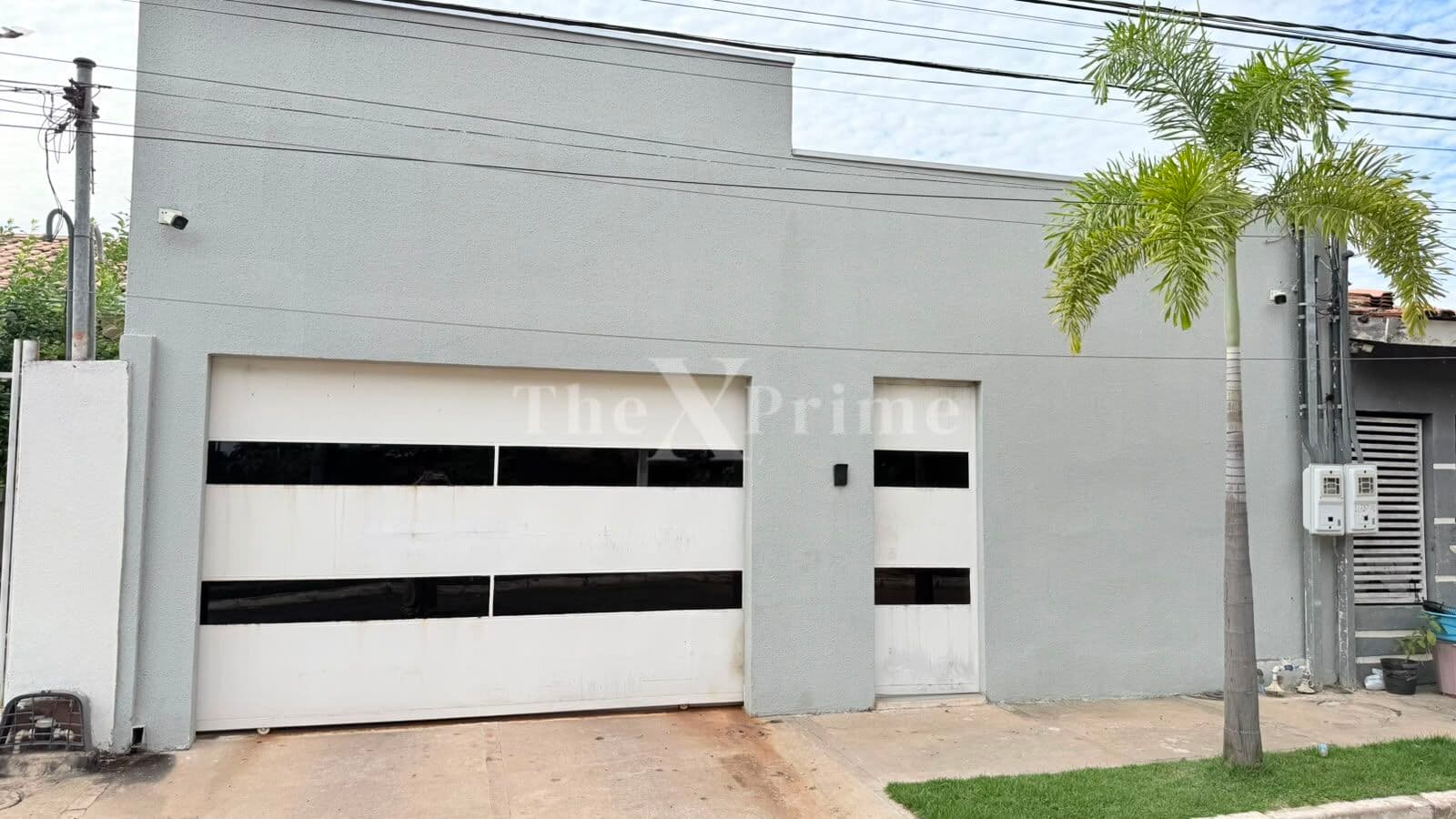 Sobrado Padrão no Bairro Despraiado