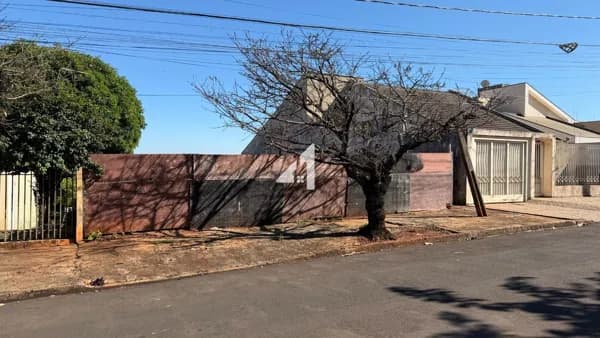 Lote/Terreno em Apucarana - Jardim Albino Biachi