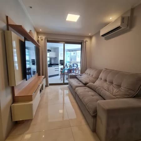 Apartamento no Canto do Forte em Praia Grande SP