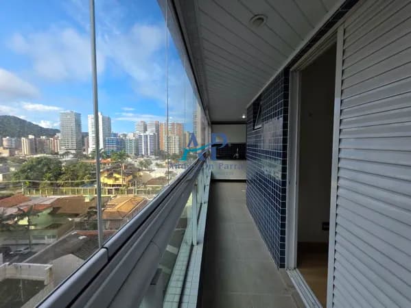 Apartamento no Canto do Forte em Praia Grande com 2 Dormitórios Vista Mar