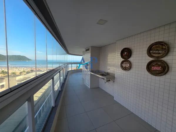 Apartamento Frente Mar no Canto do Forte em Praia Grande com 4 Dormitórios e 3 Vagas de Garagem
