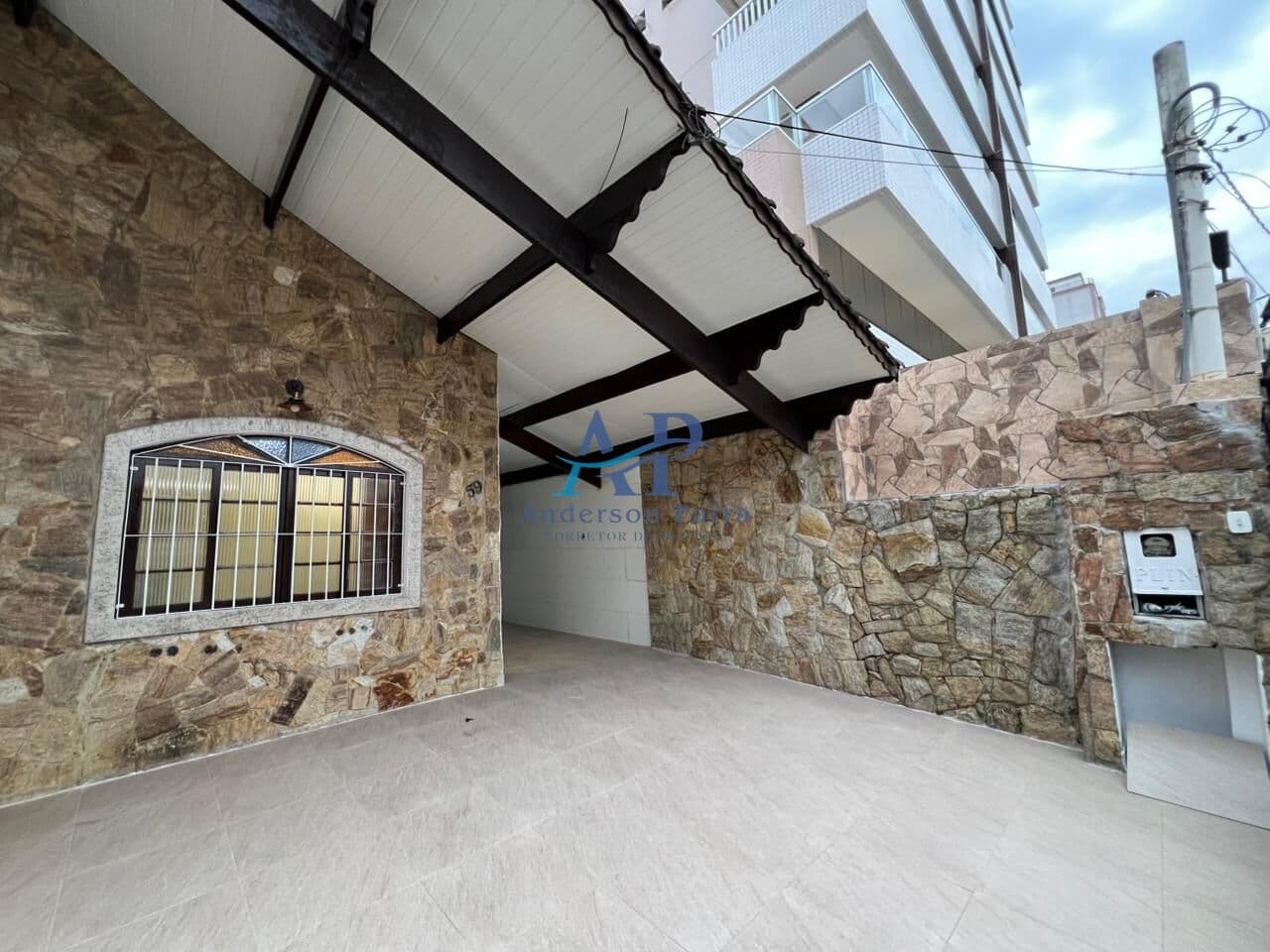 Casa Térrea na Tupi em Praia Grande com Piscina