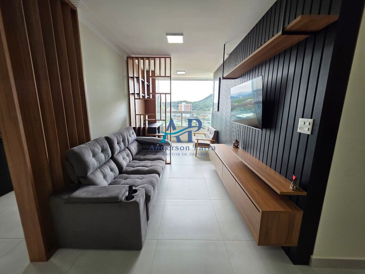 Apartamento com 2 Dormitórios na Guilhermina em Praia Grande