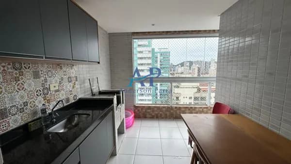 Apartamento no Canto do Forte em Praia Grande com 2 Dormitórios