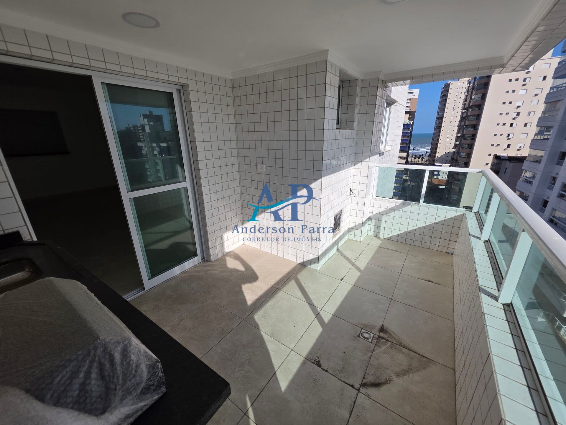 Apartamento com 2 Dormitórios em Praia Grande