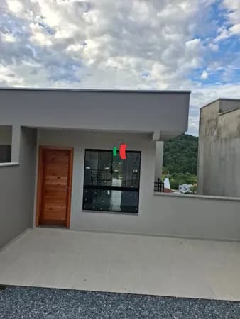 Casa em Brusque - Limeira Baixa