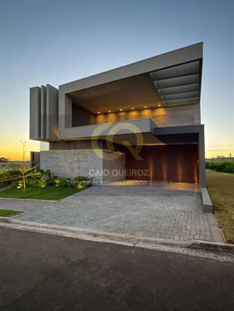 Casa de Alto Padrão à Venda no Condomínio Village Normandie – São José do Rio Preto/SP