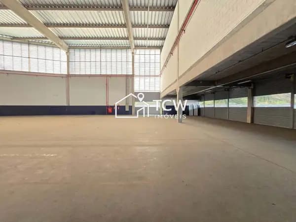 GALPÃO LOGÍSTICO COM DOCAS PARA LOCAÇÃO | 5.000 m² | GUARULHOS/SP