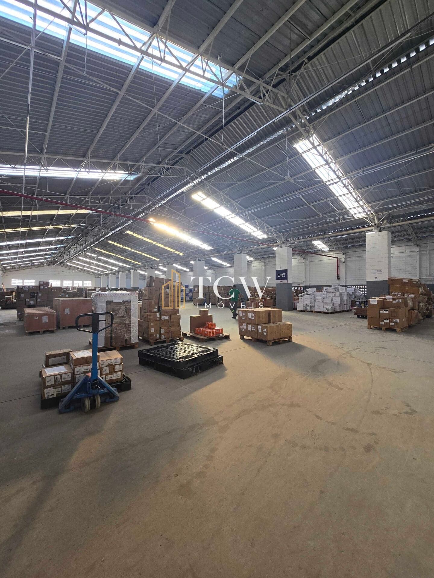 Galpão Logístico para Locação em Cumbica – Guarulhos/SP | 2.713,48 m² | Próximo à Rodovia Presidente Dutra