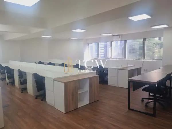 Conjunto Comercial Mobiliado para Locação | 204 m² | Berrini, São Paulo/SP