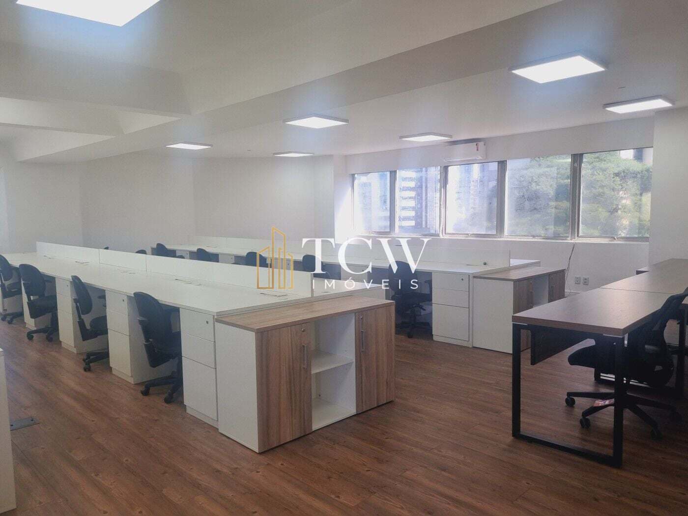 Conjunto Comercial Mobiliado para Locação | 204 m² | Berrini, São Paulo/SP