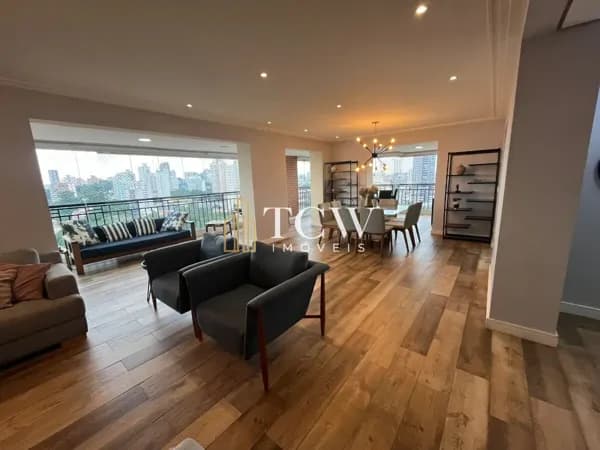 Apartamento 224m² à Venda na Mooca | Ideal para Família