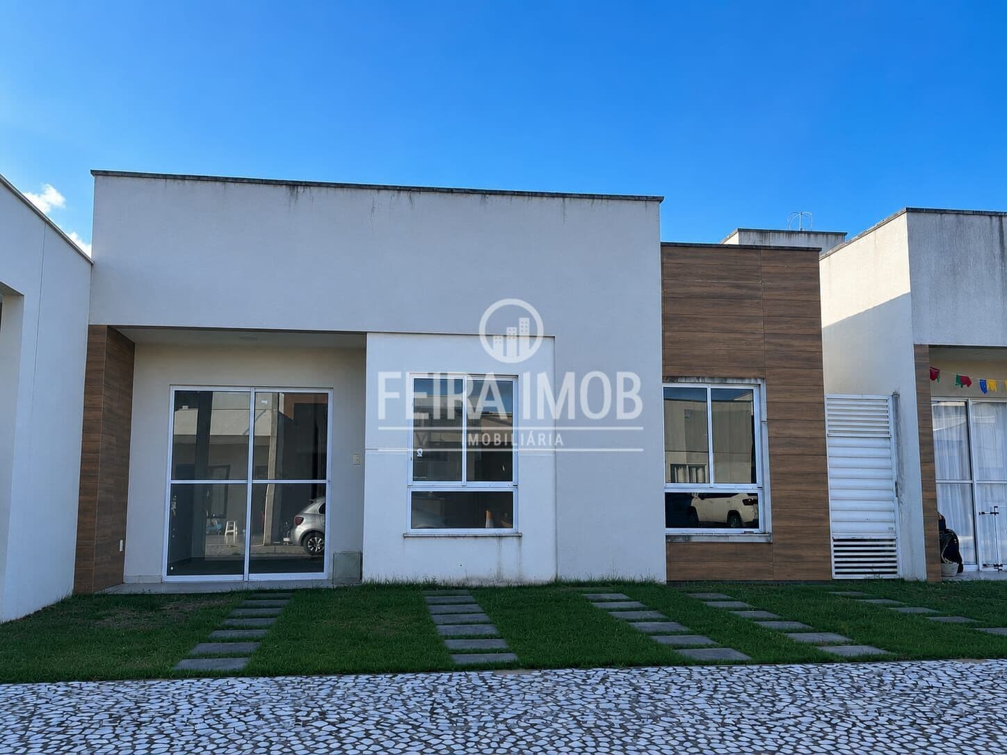 Casa à Venda no Condomínio Ônix Residence – 3 Quartos com Suíte | Bairro SIM | Feira de Santana