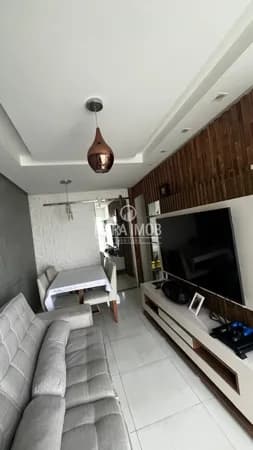Casa 2 quartos reformada com planejados, Condominio Reserva Buriti, Bairro Sim