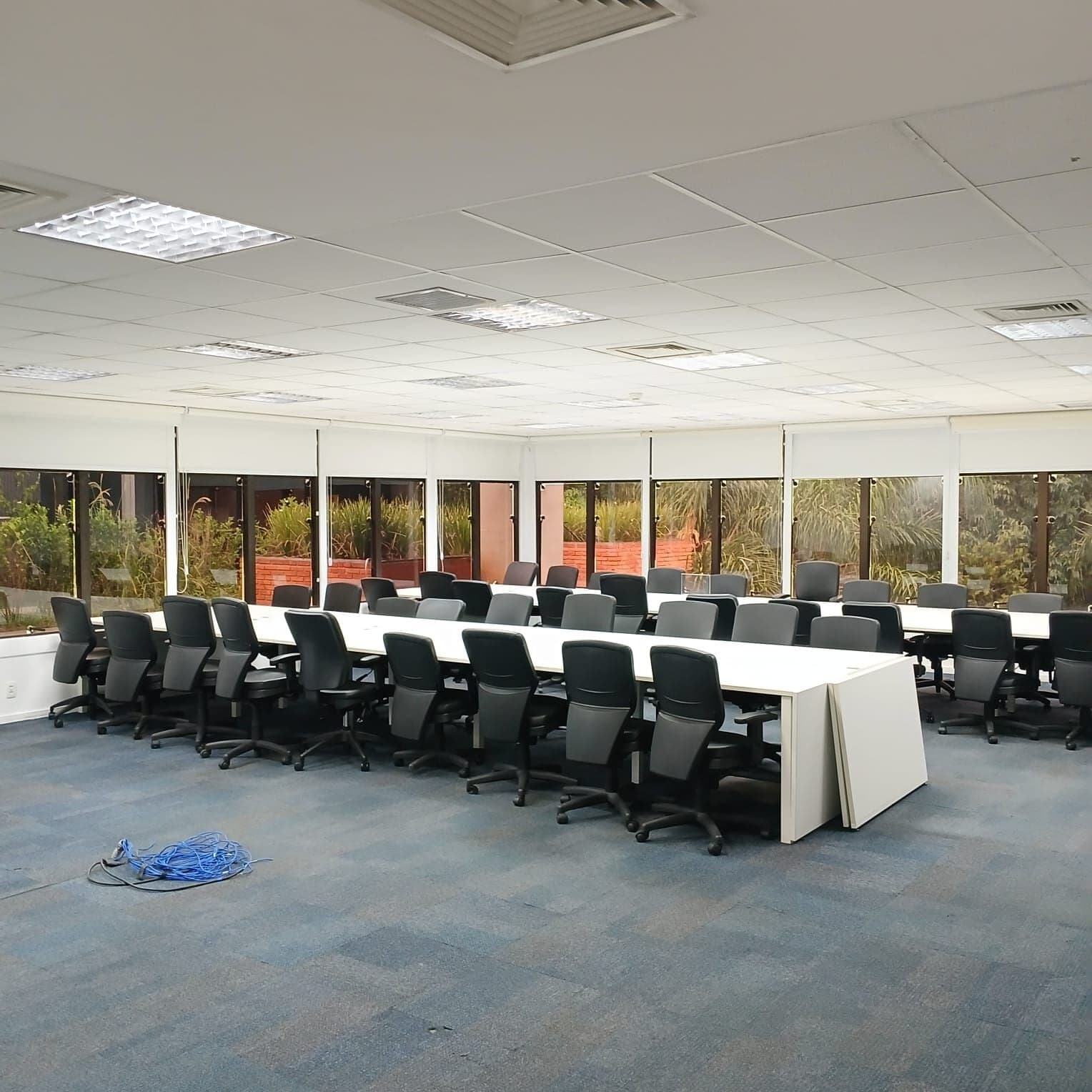 Sala comercial para locação com 550m² em Alphaville mobiliada