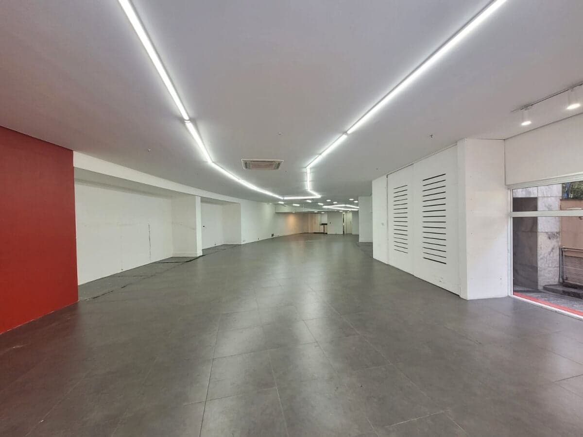 Loja para Locação com 279 m² área área útil | copa| 9 Vagas de Garagem