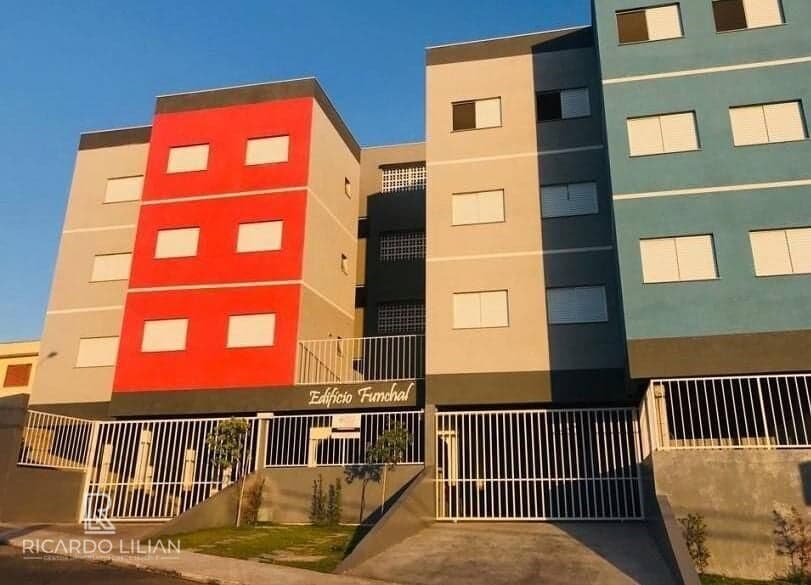 ATIBAIA. Apartamento com 2 dormitorios e uma vaga no Jardim das Cerejeiras.