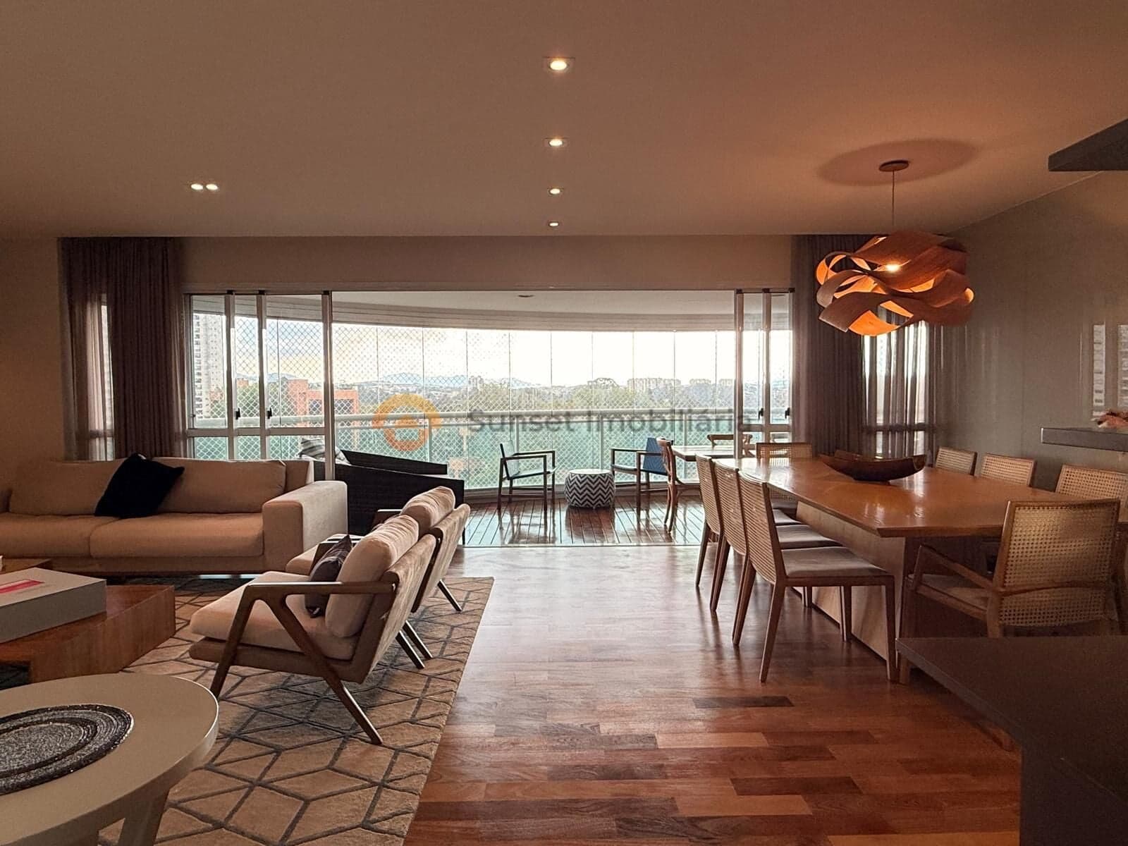 Apartamento com 4 suítes para alugar, 258m² por R$ 30.000 — Madison Gramercy Park, Barueri/SP
