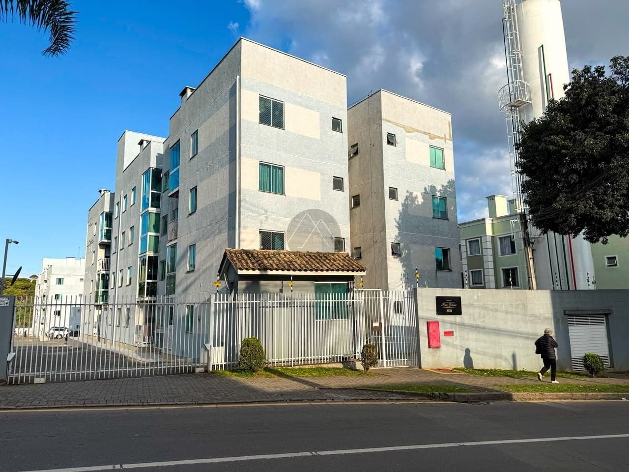 Apartamento Semimobiliado 3 Quartos com Suíte e Sacada com Churrasqueira | Bairro Bom Jesus