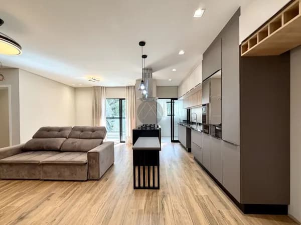 Apê totalmente mobiliado à venda, 3 quartos (1 suíte) com 138m² - R$ 990.000 - Centro - SJP/PR