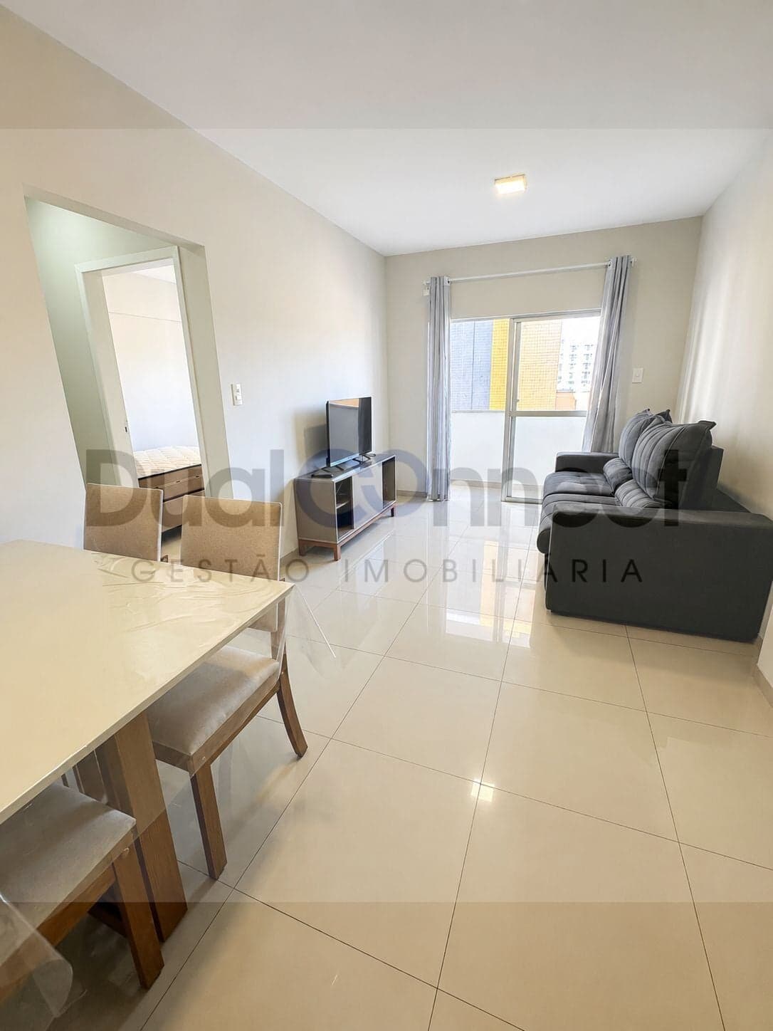 Apartamento mobiliado para aluguel anual - Edifício Cidade de Icarái